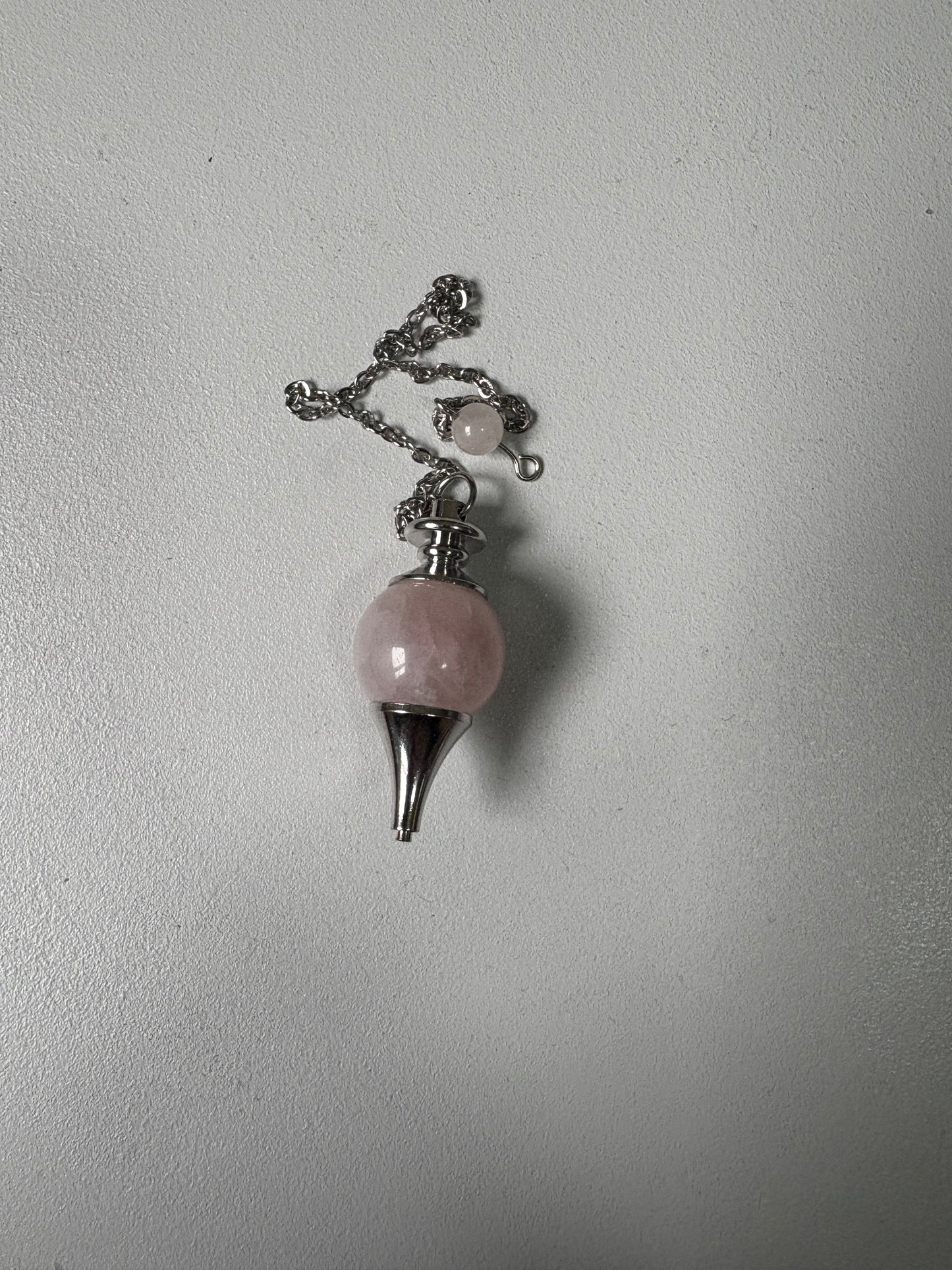 Pendule Quartz Rose Sphère