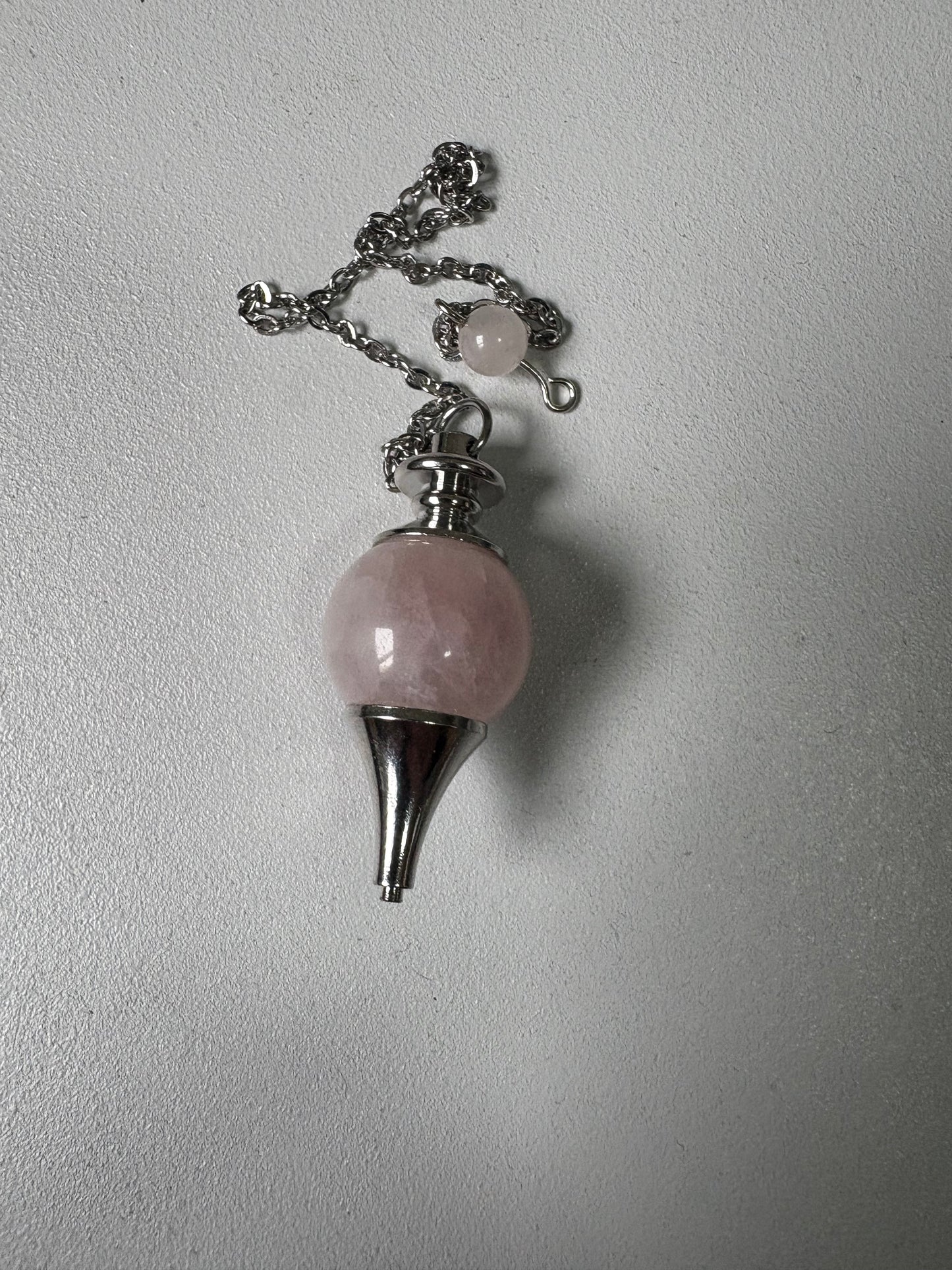 Pendule Quartz Rose Sphère