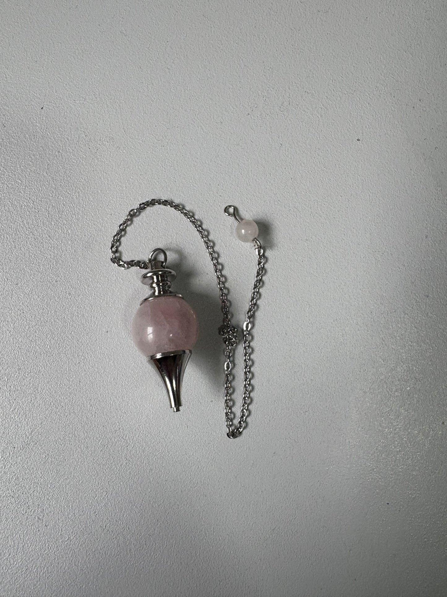 Pendule Quartz Rose Sphère