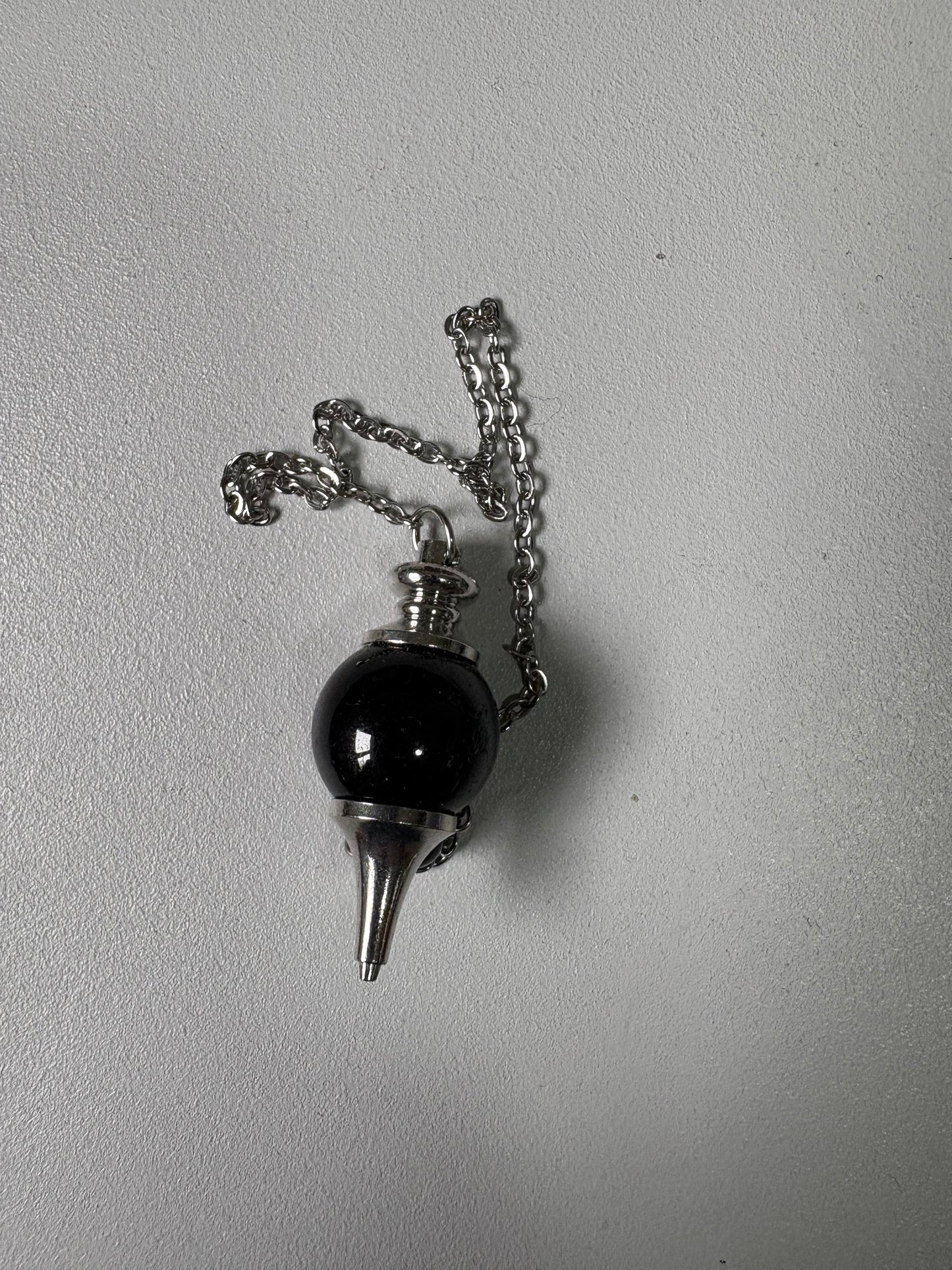 Pendule de Radiesthésie Tourmaline Noire Sphère