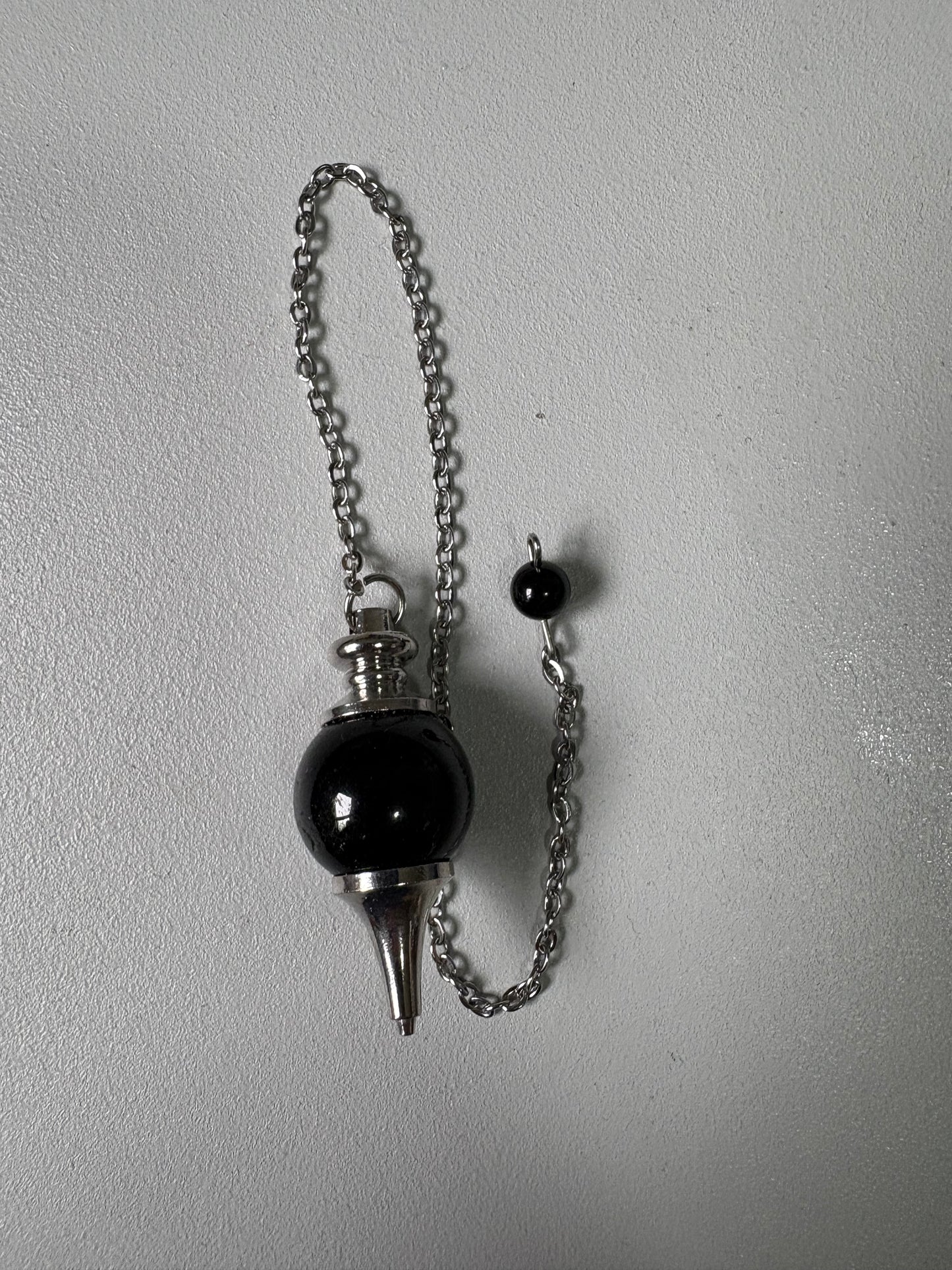 Pendule de Radiesthésie Tourmaline Noire Sphère