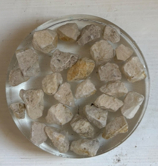 DESSOUS DE PLAT CAILLOUX EN RÉSINE D’ÉPOXY